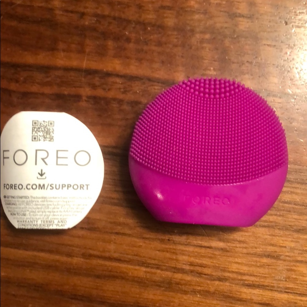 Foreo face cleaner